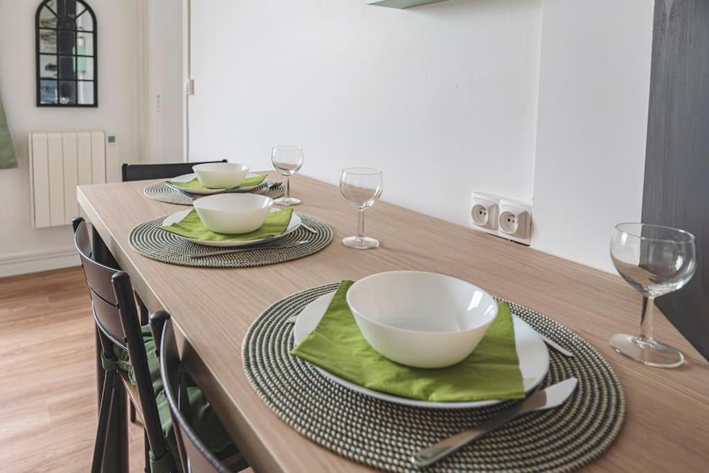 La Riviere, Appartement 3 Personnes Isles-sur-Suippe Exteriér fotografie